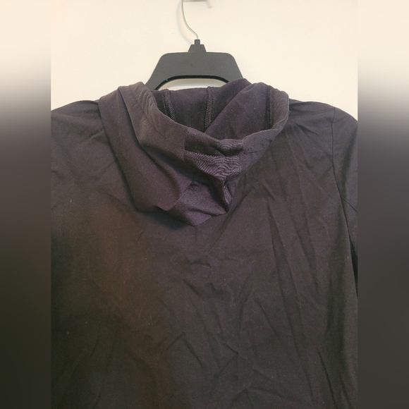 Butter-soft Women's Black Scrubs Jacket - Picture 3 of 3